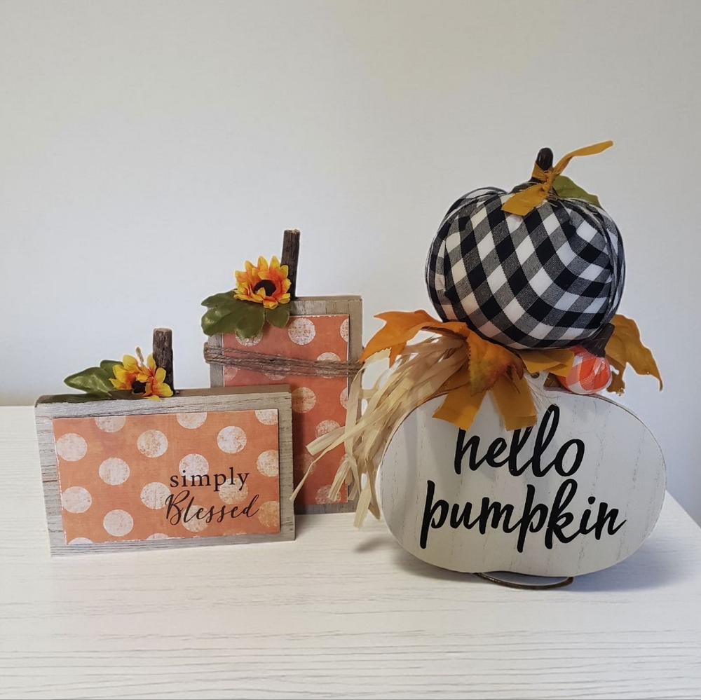 Homecrafted Hello Pumpkin Decor  with Polka Dot Wood Pumpkins